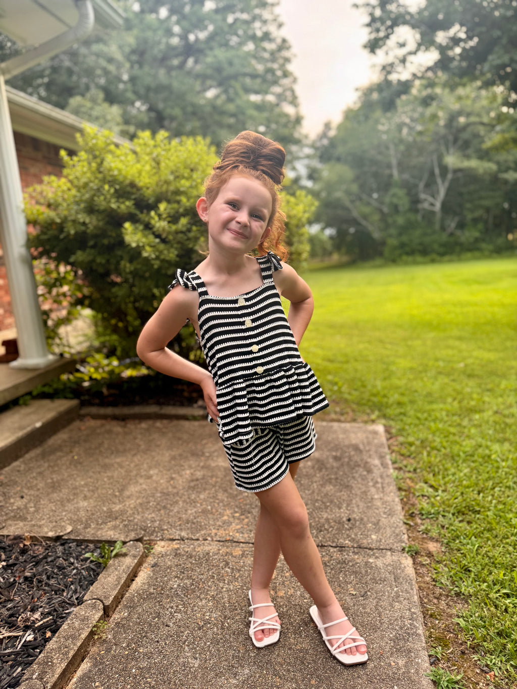 Girl's 2 pc Stripe Short Set W/ Ruffle Shoulder