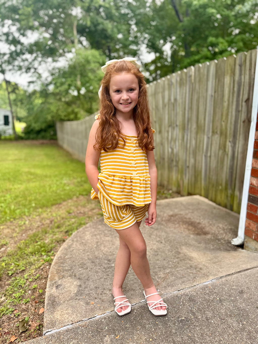 Girl's 2 pc Stripe Short Set W/ Ruffle Shoulder