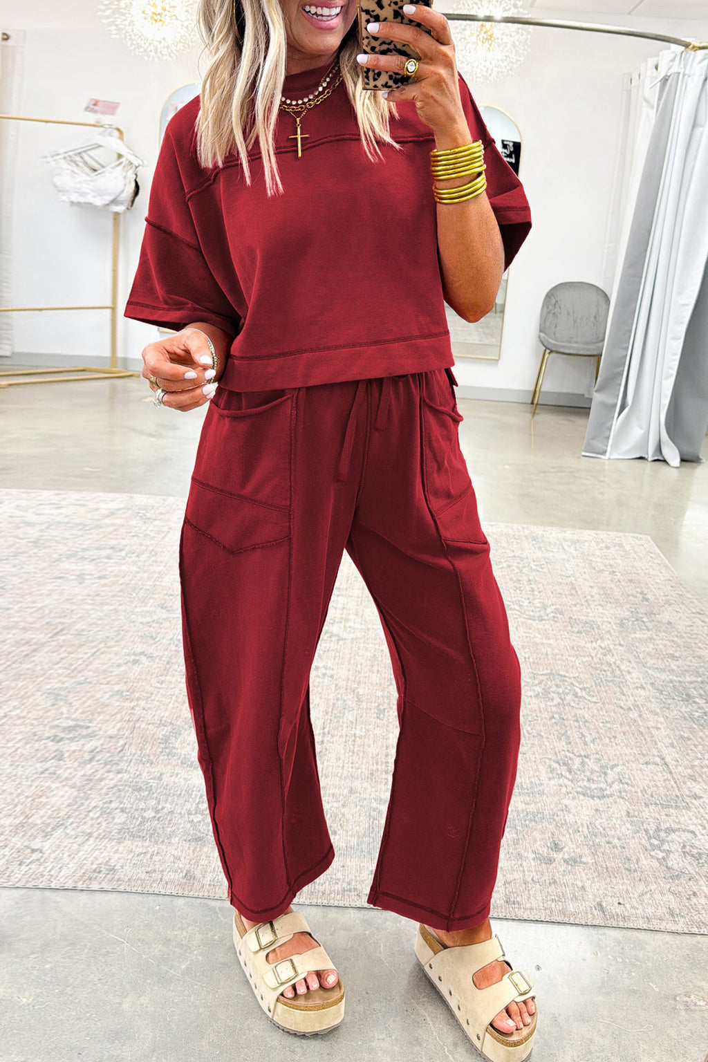 Cabernet and Chill Lounge Set