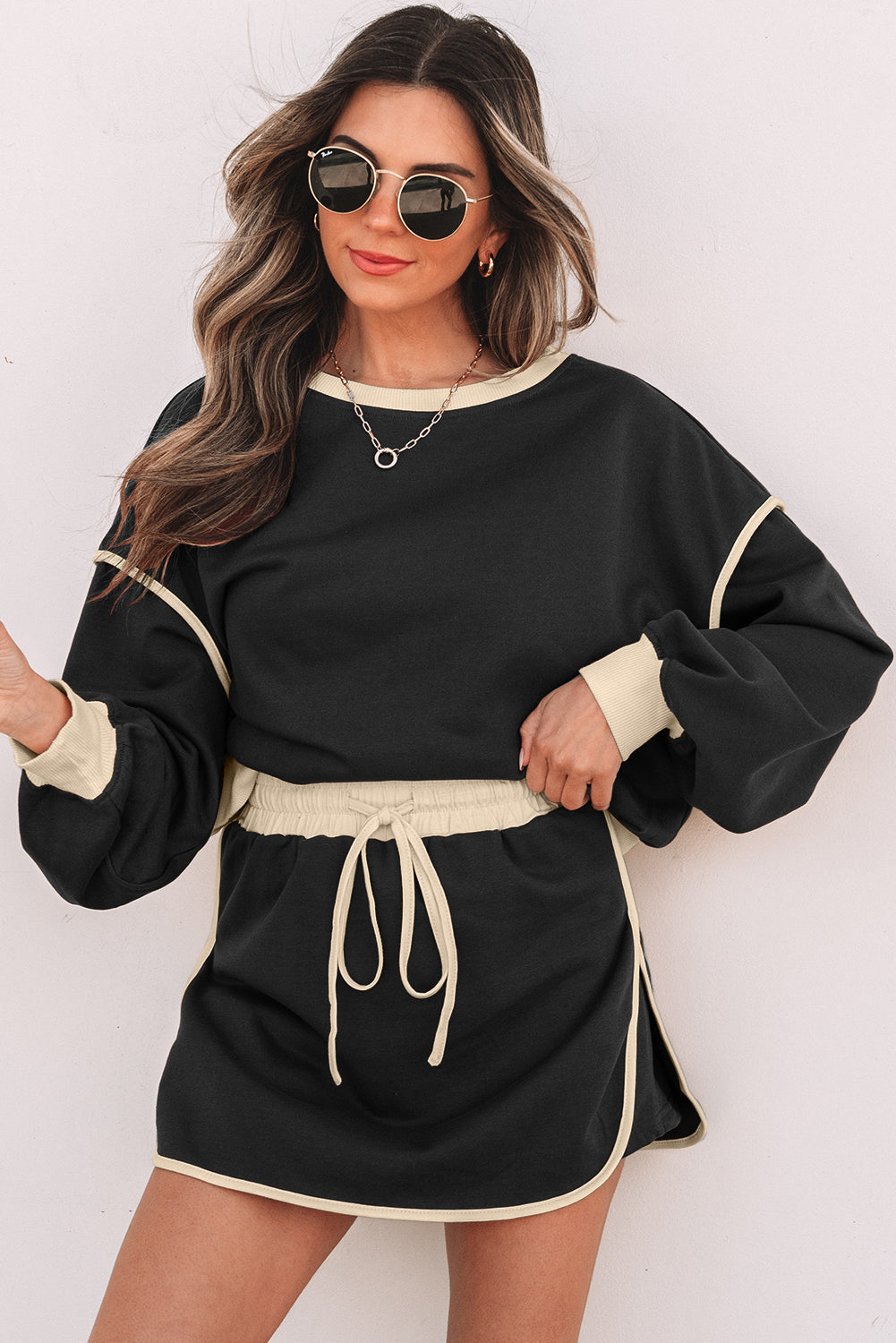 Black Contrast Pullover and Skort Set